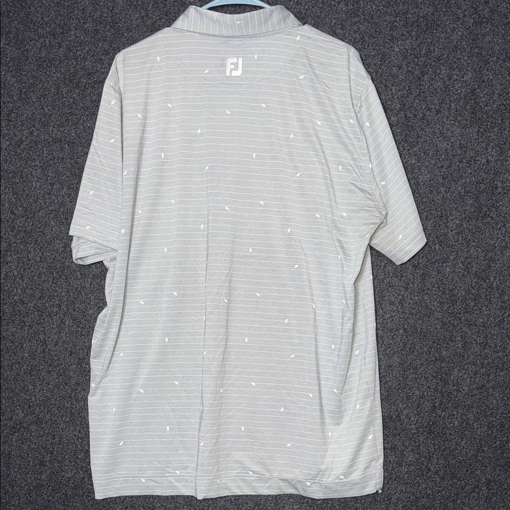 FootJoy Men's Gray Patterned Button Down Shirt - image 7